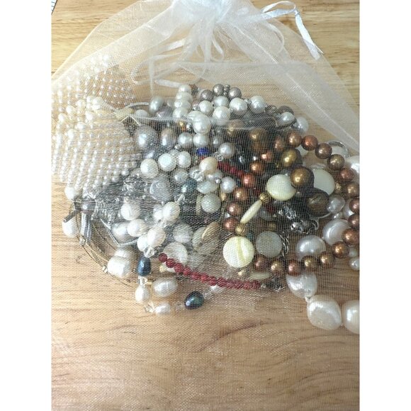 Pearl Bracelet Lot Wearable 8oz Assorted Colors & Styles, Wear or Craft, Beaded - Picture 6 of 6